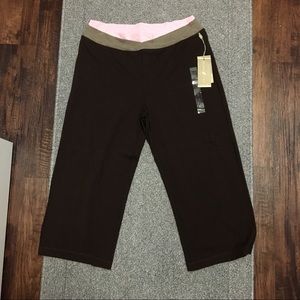 New Bamboo Yoga Capri's Size Small